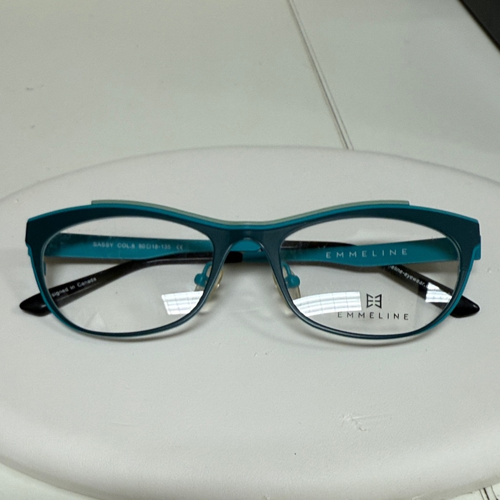 Emmeline Teal Eyeglasses
Sassy is the perfect petite frame!
